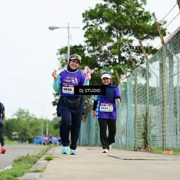 Runner Photo 8360429