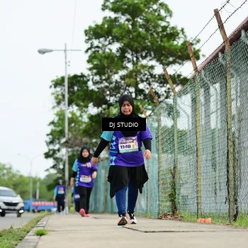 Runner Photo 8360439