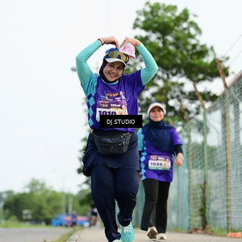 Runner Photo 8360460