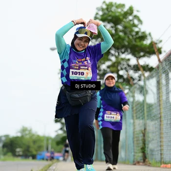 Runner Photo 8360469