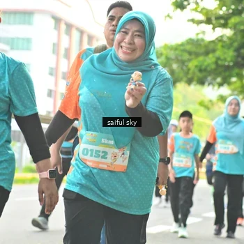 Runner Photo 8360695