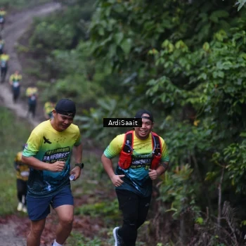 Runner Photo 8360700