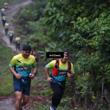 Runner Photo 8360726