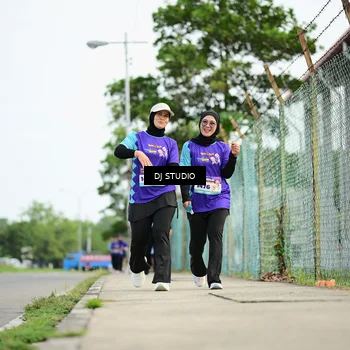 Runner Photo 8360728
