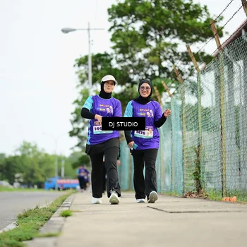 Runner Photo 8360737