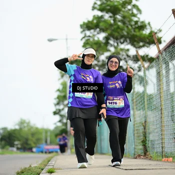 Runner Photo 8360744