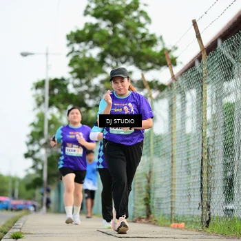 Runner Photo 8360811