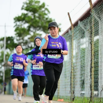 Runner Photo 8360818