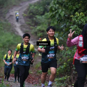 Runner Photo 8360849