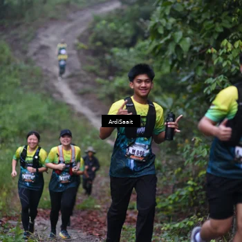 Runner Photo 8360868