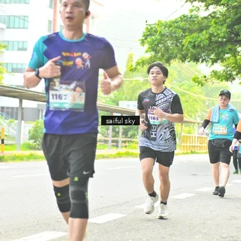 Runner Photo 8360920