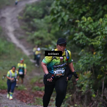 Runner Photo 8360993
