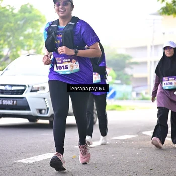 Runner Photo 8361121