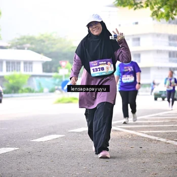 Runner Photo 8361203