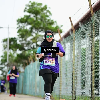 Runner Photo 8361655