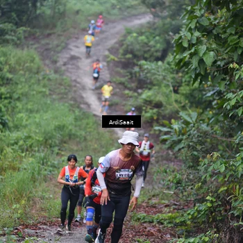 Runner Photo 8361972