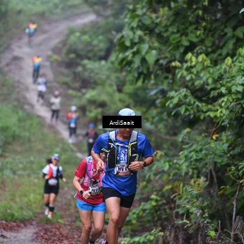 Runner Photo 8362149
