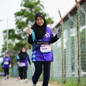 Runner Photo 8362168