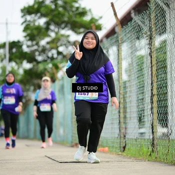 Runner Photo 8362209