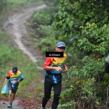 Runner Photo 8362318