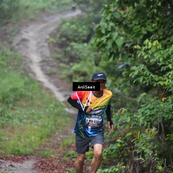 Runner Photo 8362364