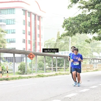 Runner Photo 8362442