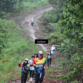 Runner Photo 8362653