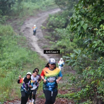 Runner Photo 8362675