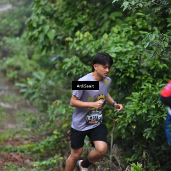 Runner Photo 8362755