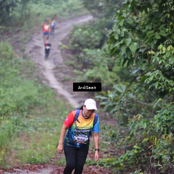 Runner Photo 8362998
