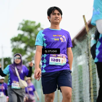 Runner Photo 8363018
