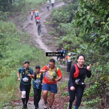 Runner Photo 8363042