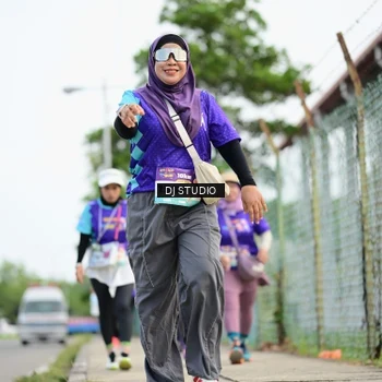 Runner Photo 8363044