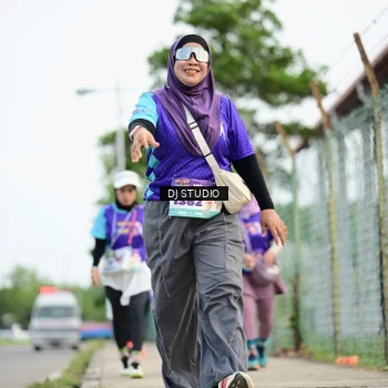 Runner Photo 8363049