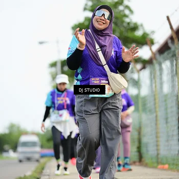 Runner Photo 8363057