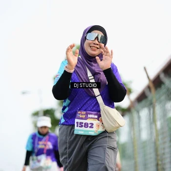 Runner Photo 8363074