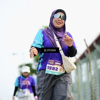 Runner Photo 8363083