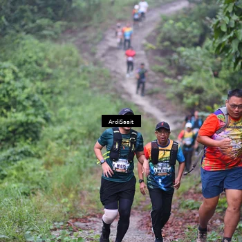 Runner Photo 8363100