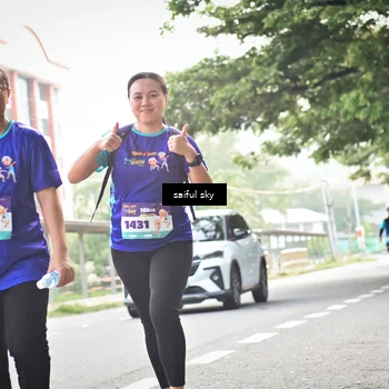 Runner Photo 8363102