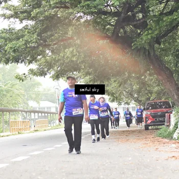 Runner Photo 8363109