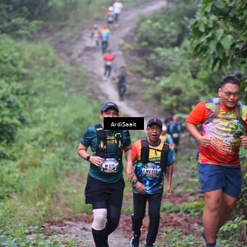 Runner Photo 8363112