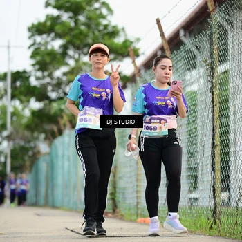Runner Photo 8363116