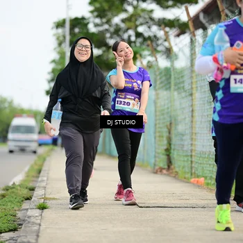 Runner Photo 8363200