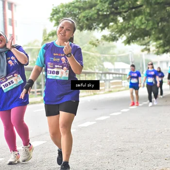 Runner Photo 8363210