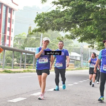 Runner Photo 8363260