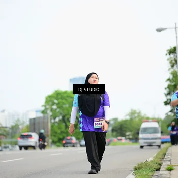 Runner Photo 8363427