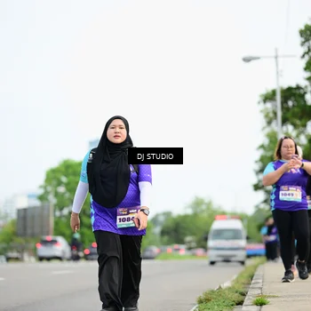 Runner Photo 8363439