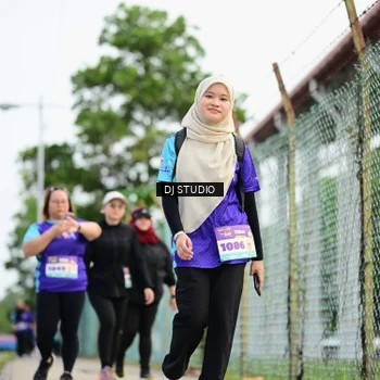 Runner Photo 8363452
