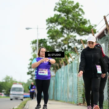 Runner Photo 8363475