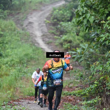 Runner Photo 8363556